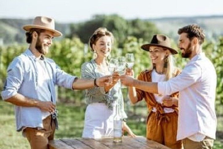 Make friends with Wine!