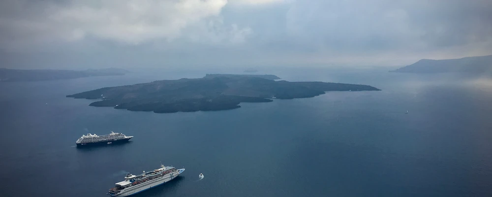 Cele mai bune 10 plaje din Santorini