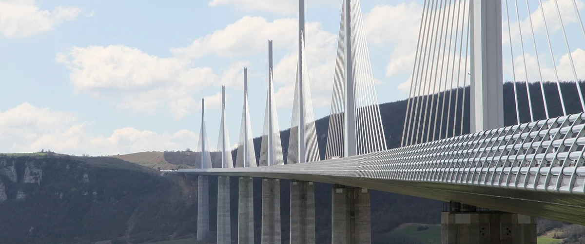 Viaductul Millau