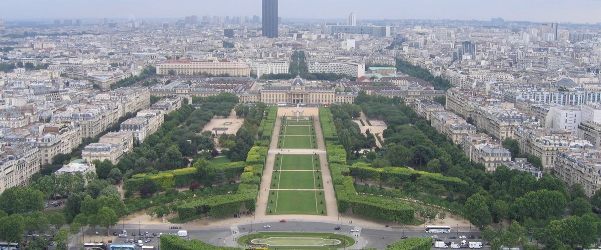 Parcul Champs-de-Mars