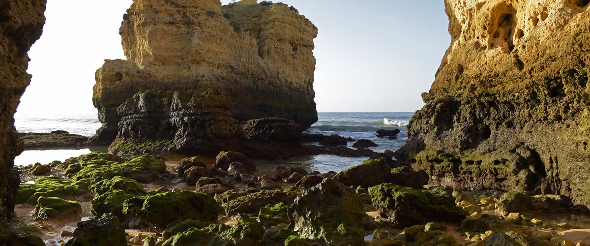 Praia dos Arrifes