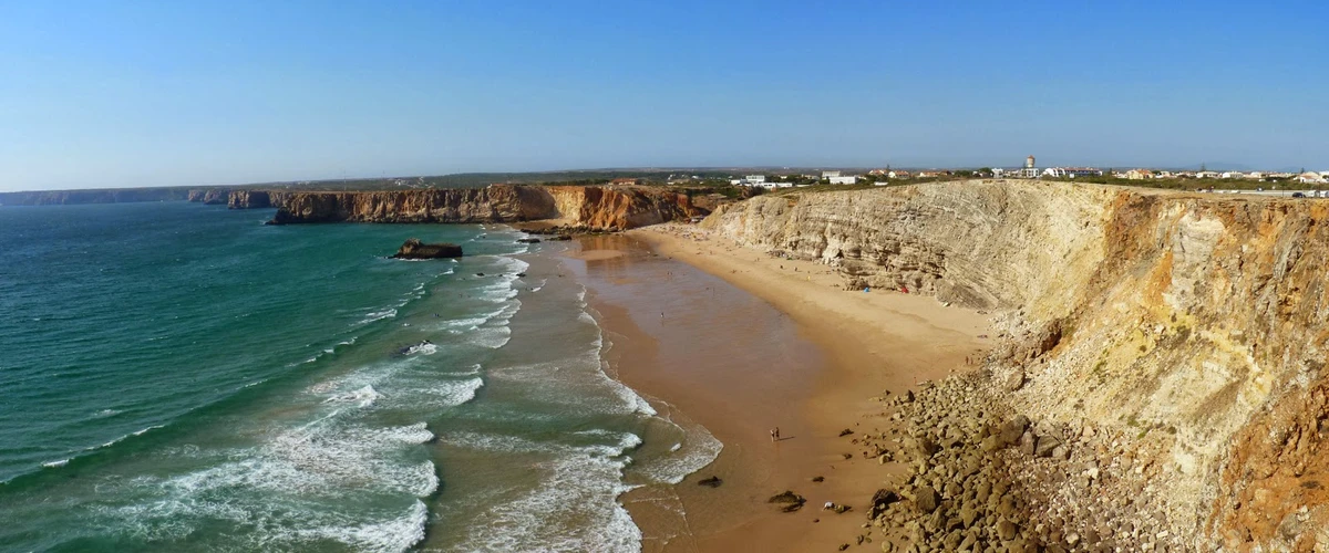 Praia do Tonel