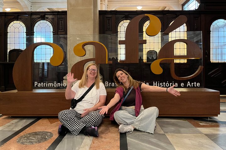 Kali Guide and Tourist at the Coffee Museum