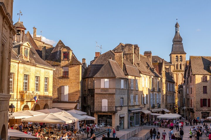 Sarlat market