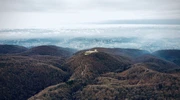 o vedere a unui munte în croația