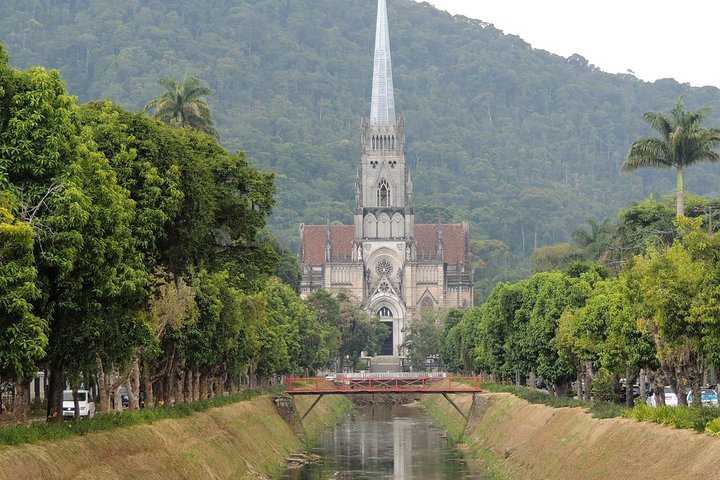 Petropolis Day Trip Tour from Rio de Janeiro including Imperial Museum and Crystal Palace