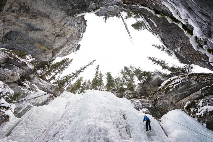 Winter Johnston Canyon 