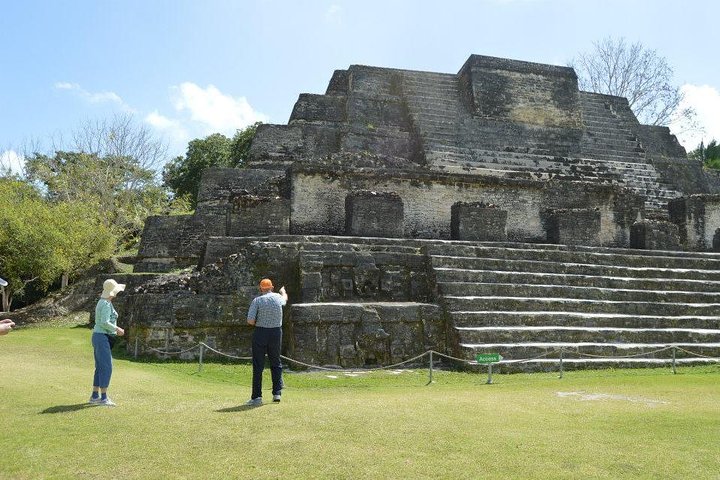 looking at the temple of the sun