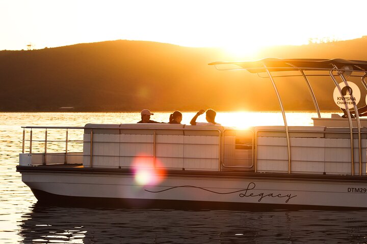 Head off slowly towards the impressive Knysna Heads, and take in the splendor of the tranquil lagoon as the sun sets on another perfect day.