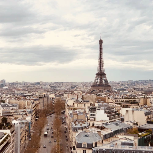 Esențiale de călătorie la Paris