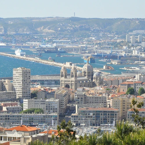 10 locuri unde localnicii iubesc să meargă în Marsilia