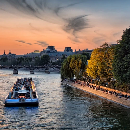 10 moduri distractive de a vedea Parisul ca un localnic