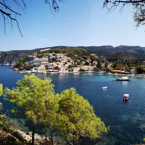 10 activități turistice obligatorii în Kefalonia