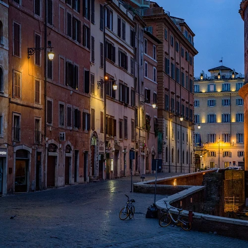 Cele mai populare 12 străzi din Roma