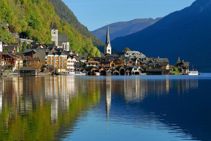 Private tour to Eagles Nest and Hallstatt from Salzburg