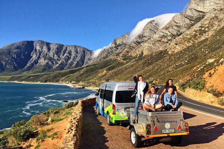 Coastal drive along False Bay