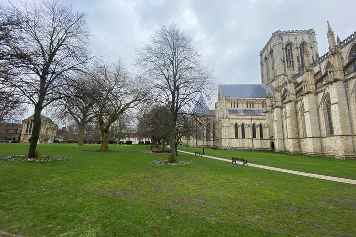 Dean's Park and York Minster