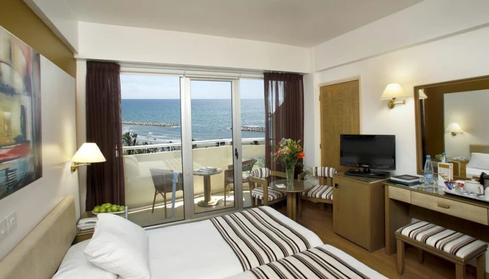 Lordos Beach Hotel 4* by Perfect Tour