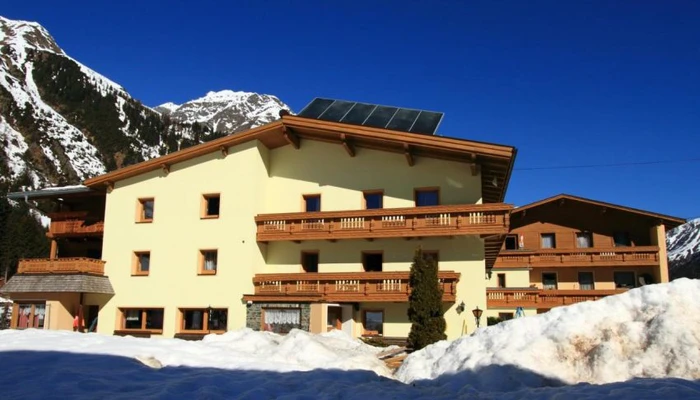 La ski in Austria - Köflerhof Appartments 4* (Pitztal) by Perfect Tour