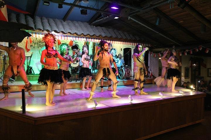 Dinner Show Adobes de Argomedo