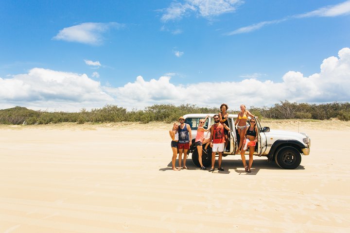 Self-drive 4WD with a group of fun, adventurous travellers