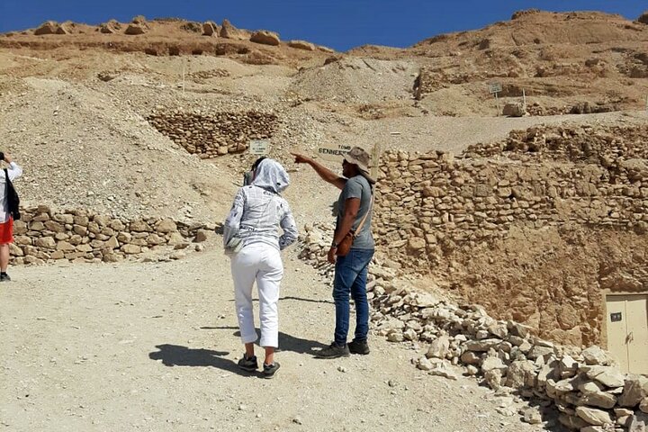 Private tour Tombs of the Nobles, Deir el-Medina, Valley of the Queens - Luxor Egypt