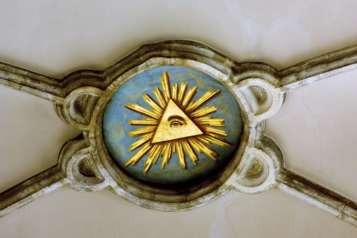 Brussels Mysteries and Legends 