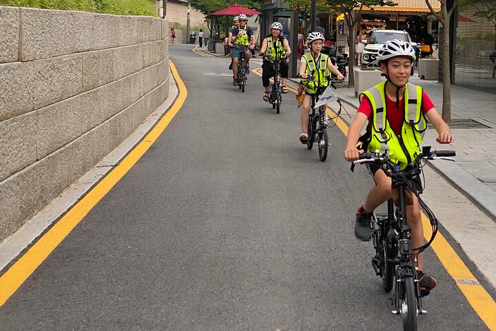 Family bike tour!