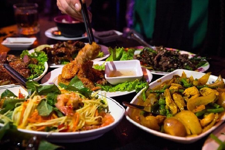 Half day - Phnom Penh food tours