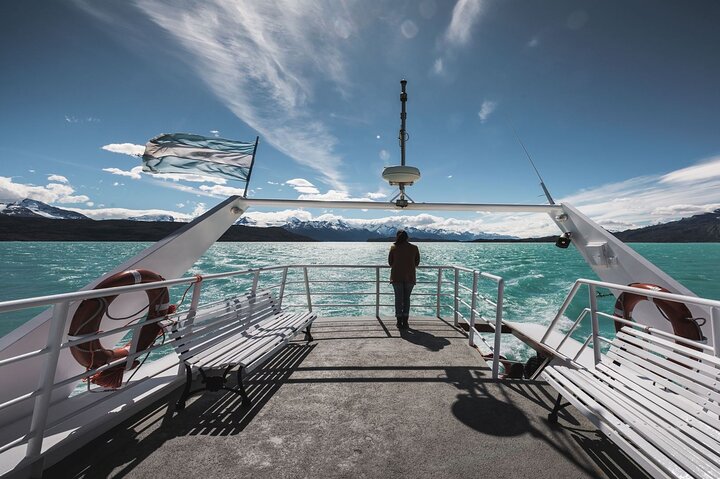Perito Moreno Glacier Gourmet Boat Ride